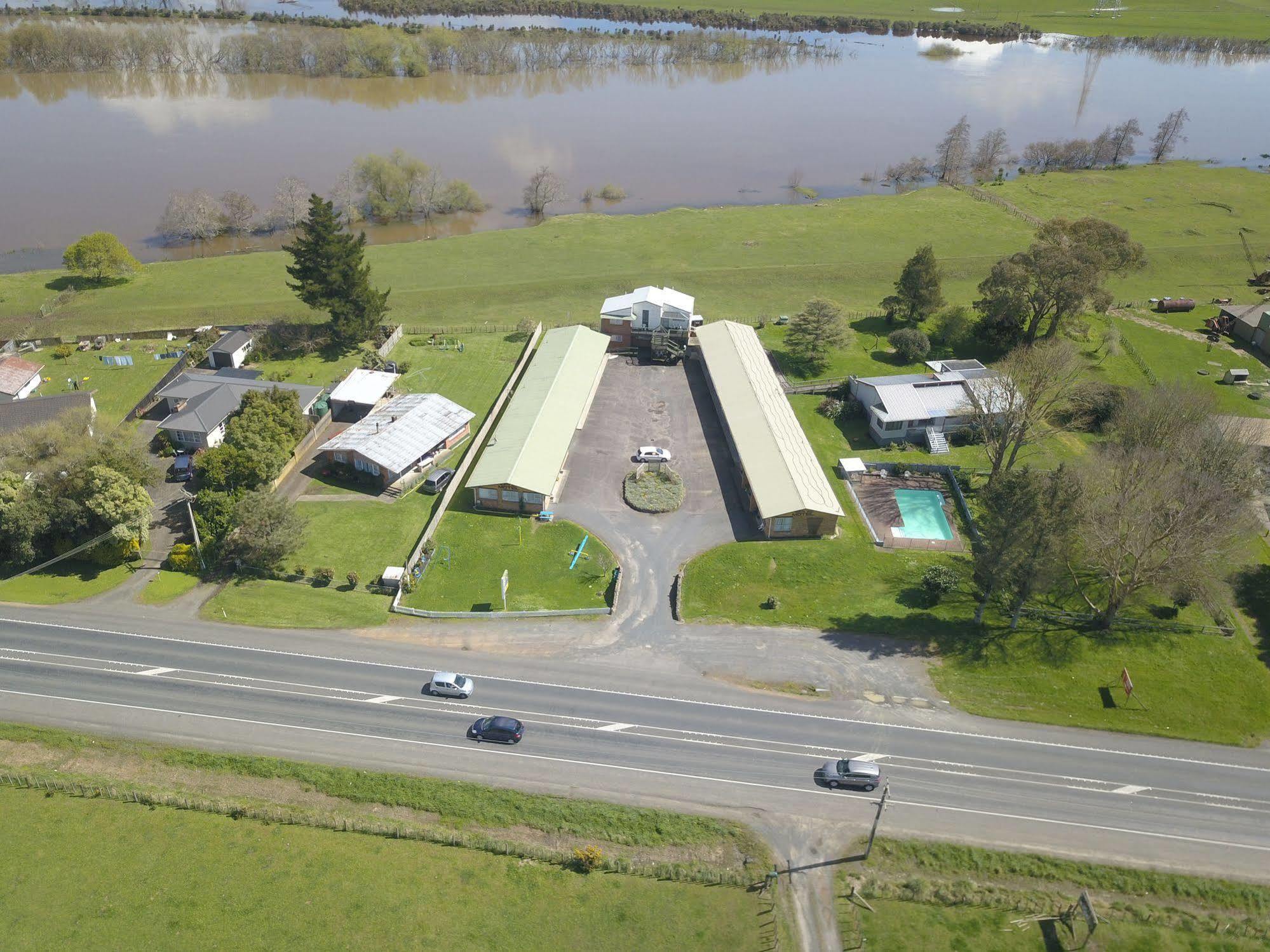 North End Motel Huntly Bagian luar foto